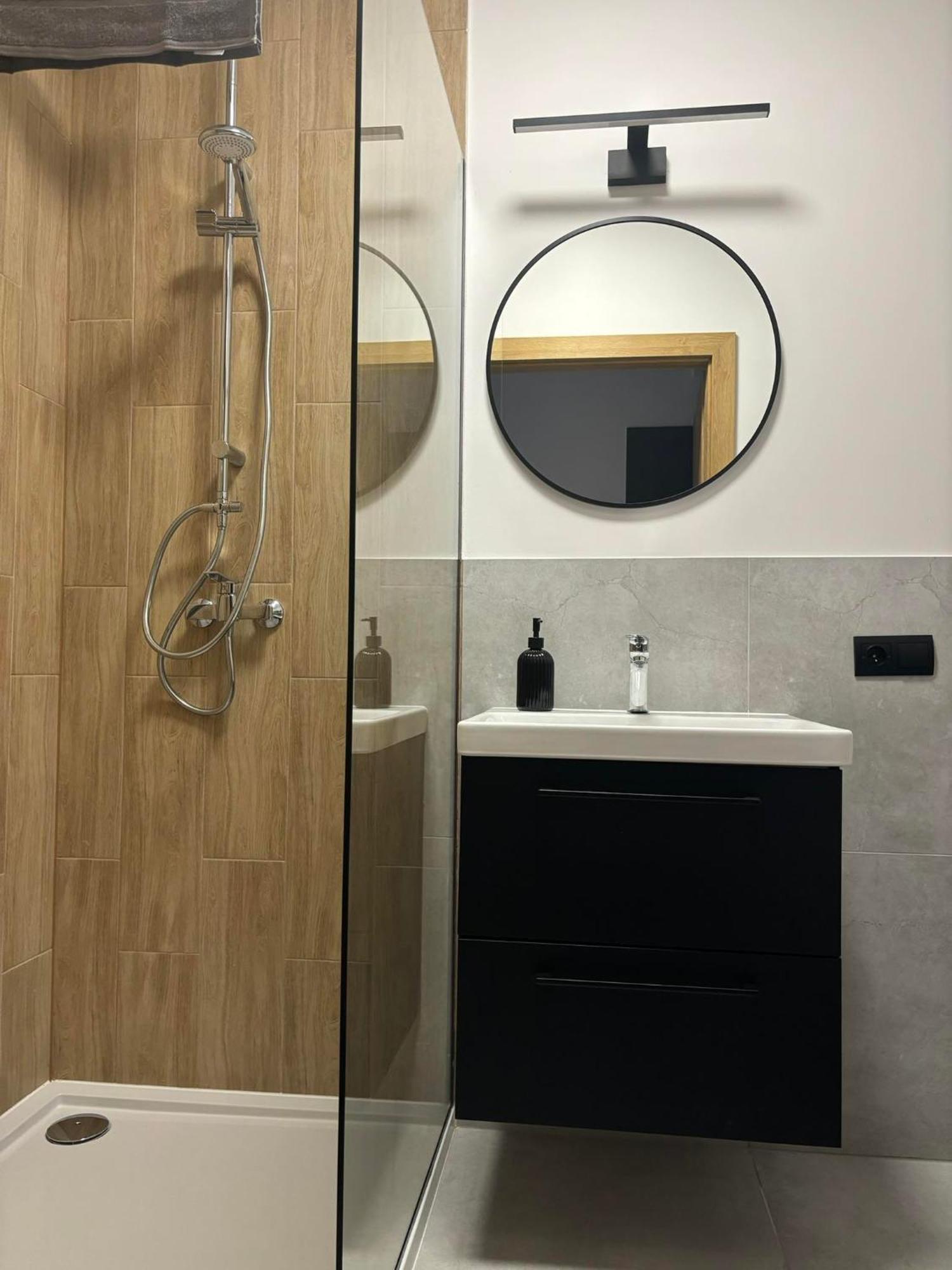 Apartament Black Pasłęk Dış mekan fotoğraf